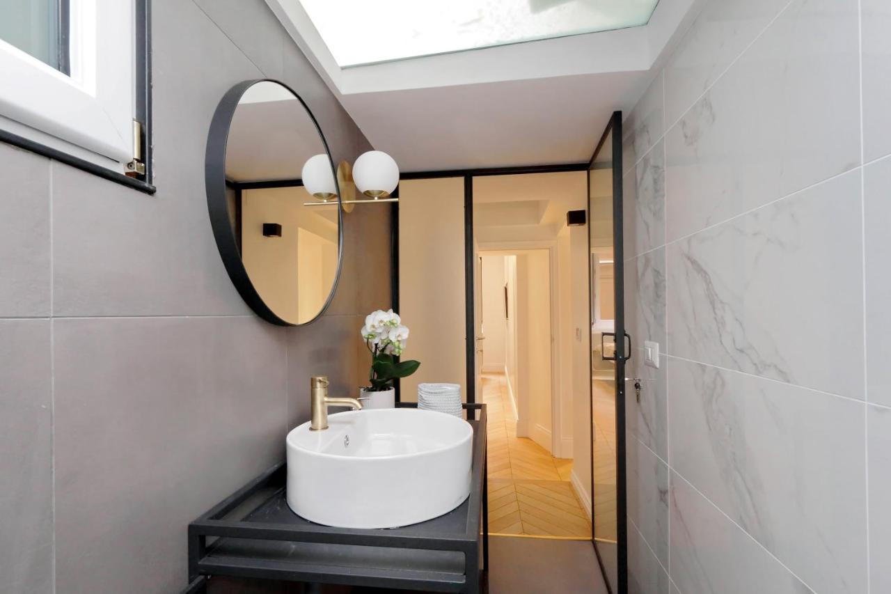 Eve Guest House At Trevi Fountain Roma Exterior foto